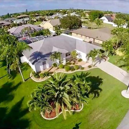 Villa Palm Island Cape Coral Exterior photo